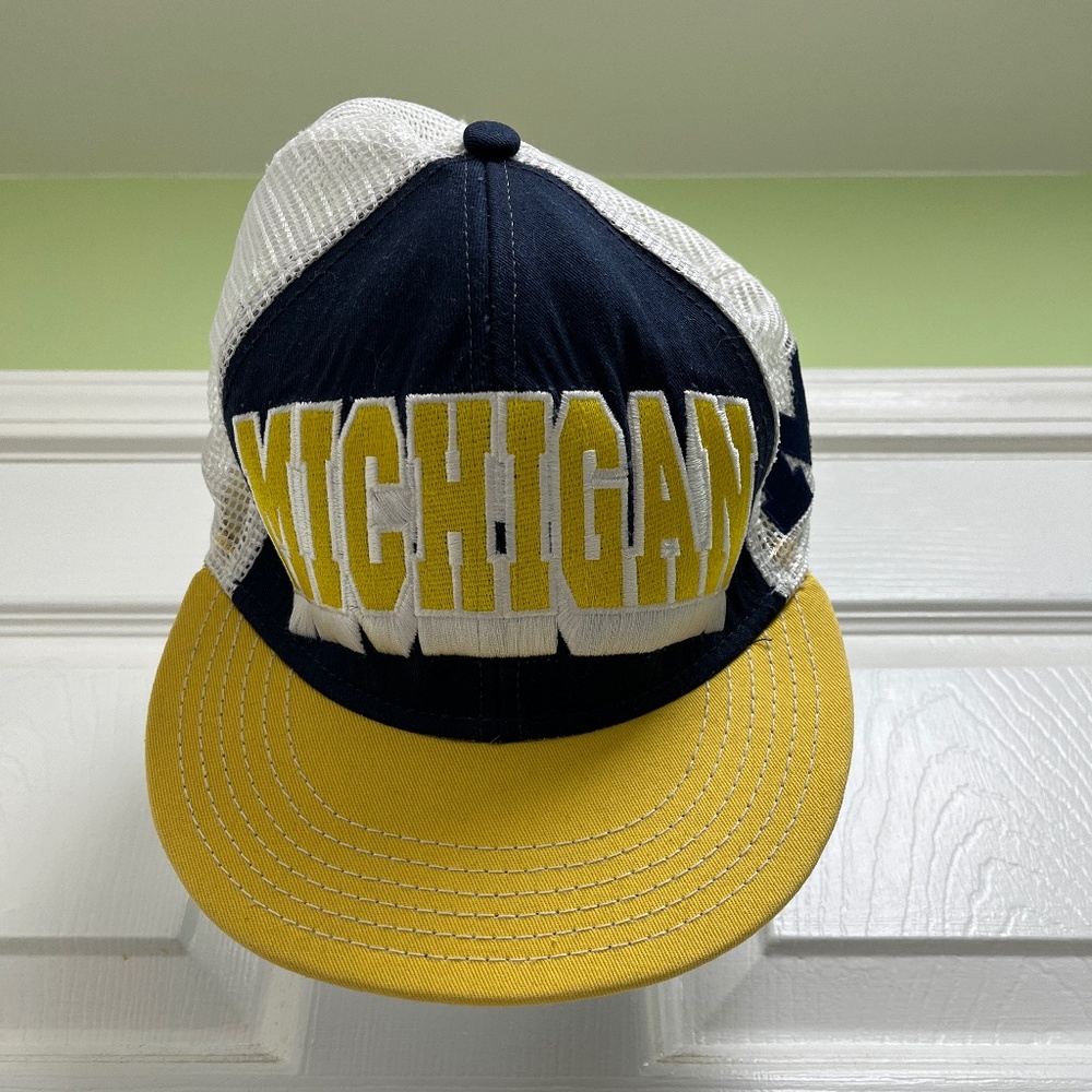 University of Michigan U of M OS - Picture 3 of 12